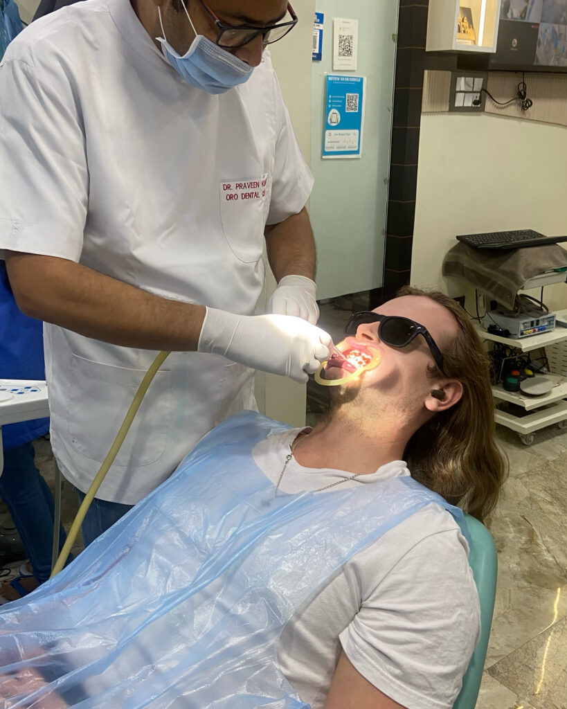 top dentist in Varanasi