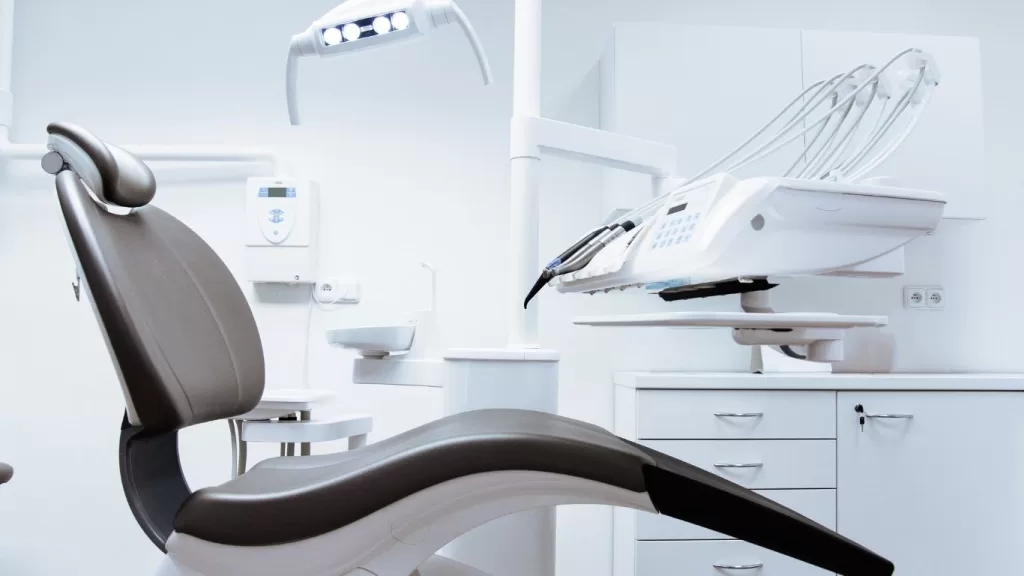 Best Dental Clinic near BHU Varanasi