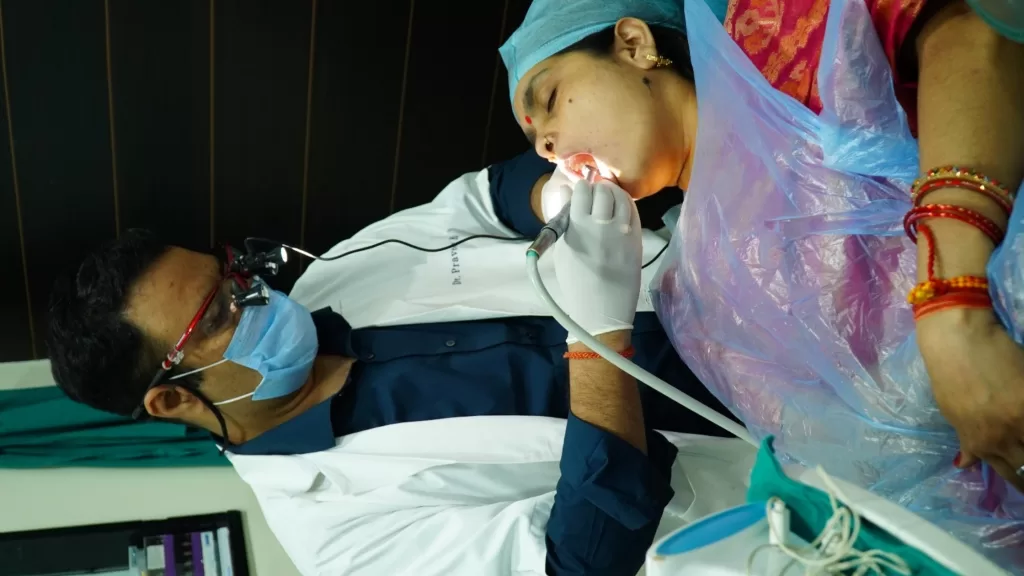 Emergency Dentist in Varanasi