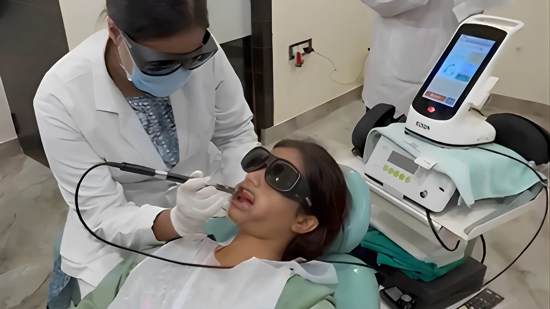 Cosmetic filling at oro dental clinic